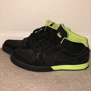 Nike Mogan Mid 3 size 13